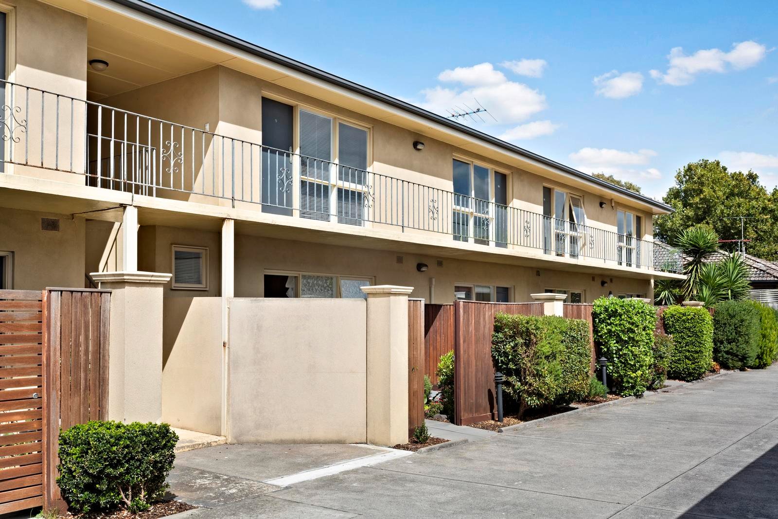 Property Gallery - Main Image