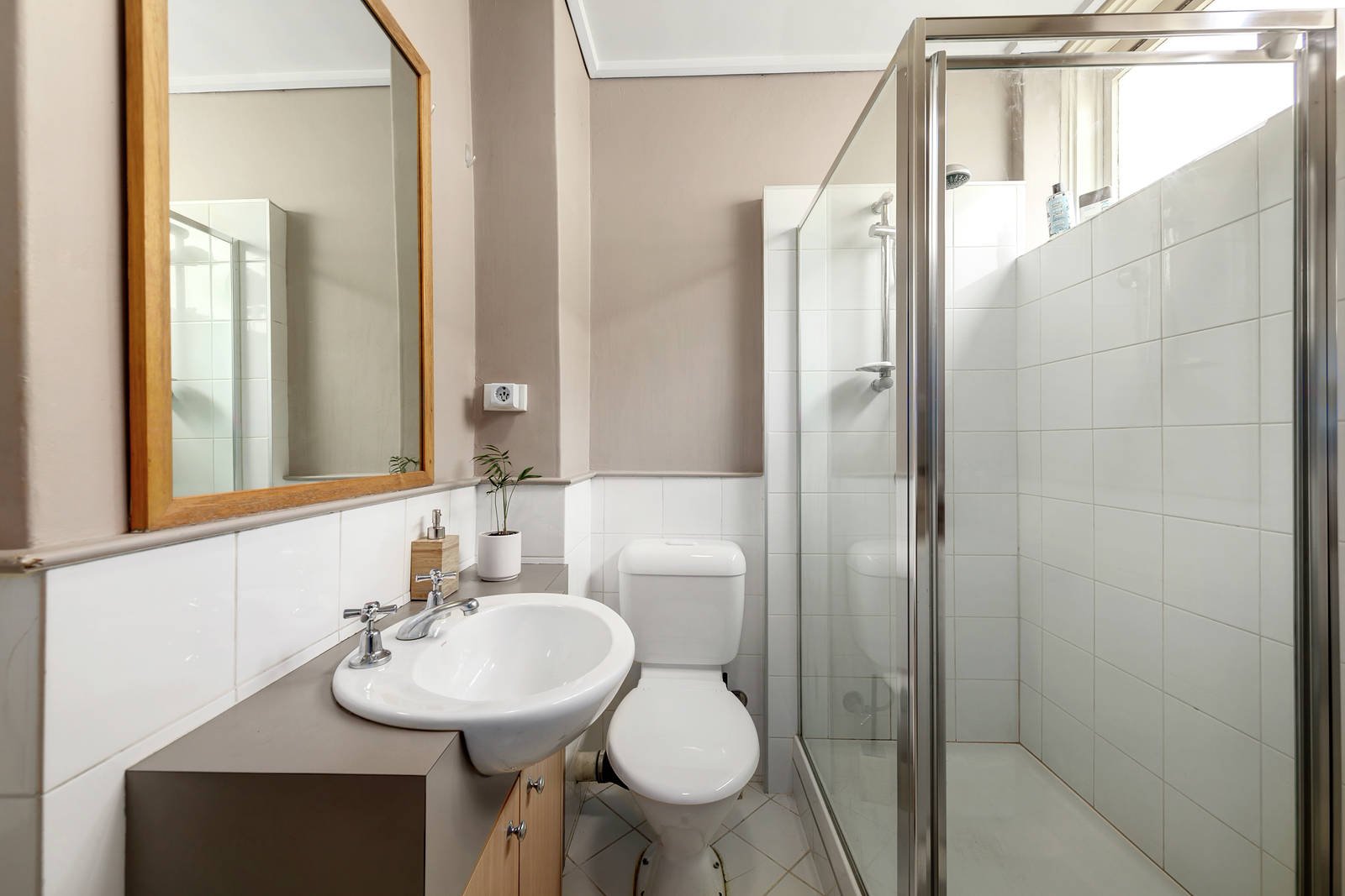 6/113 Williams Road, Prahran East image 5