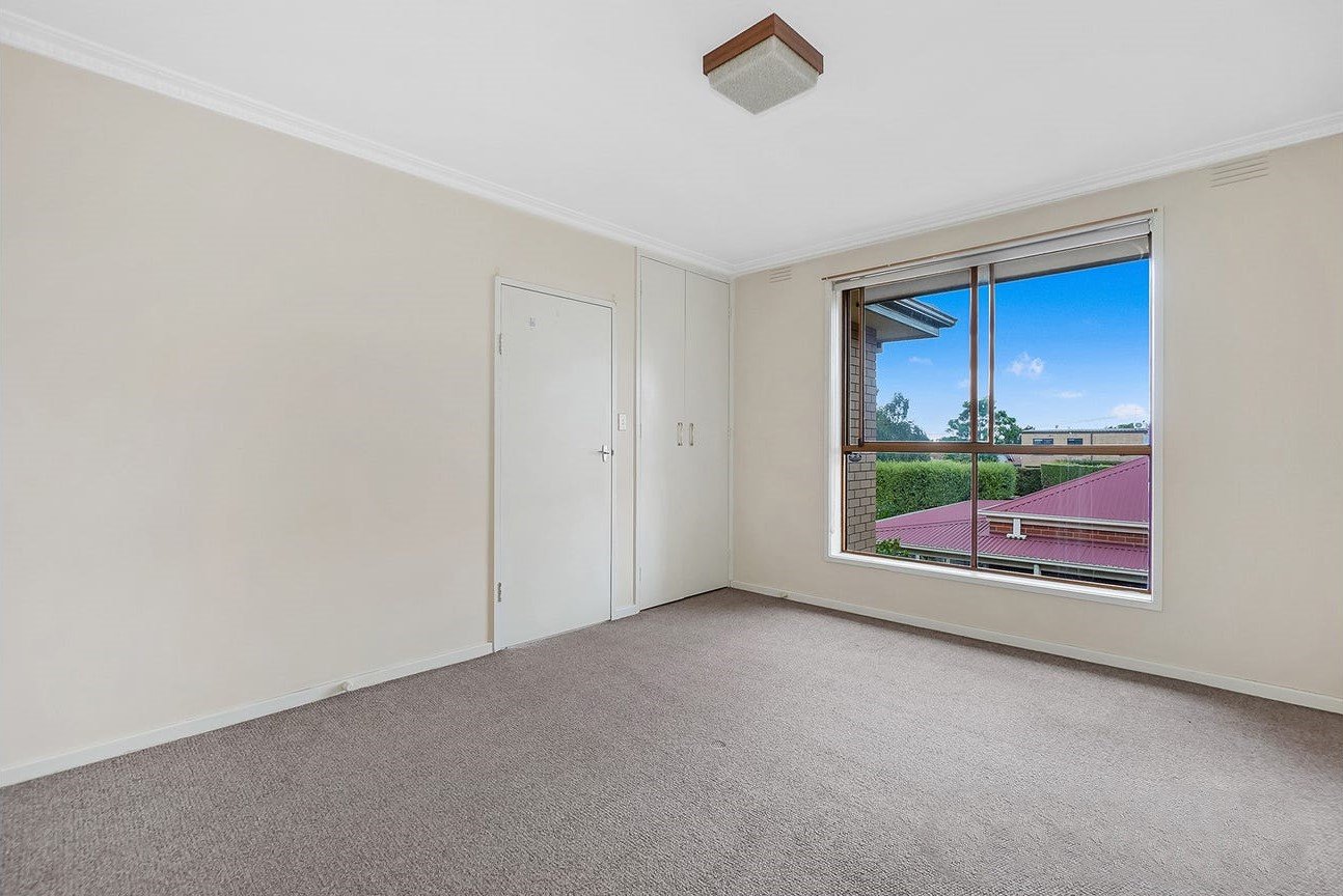 6/114 Glass Street, Essendon image 3