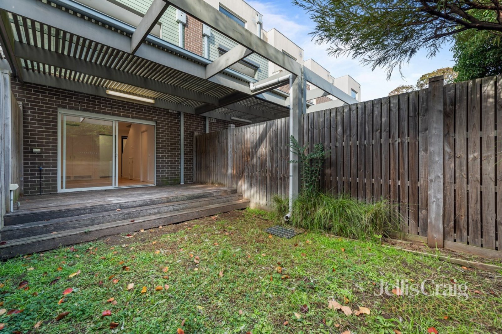 6/114 Maltravers Road, Eaglemont image 8