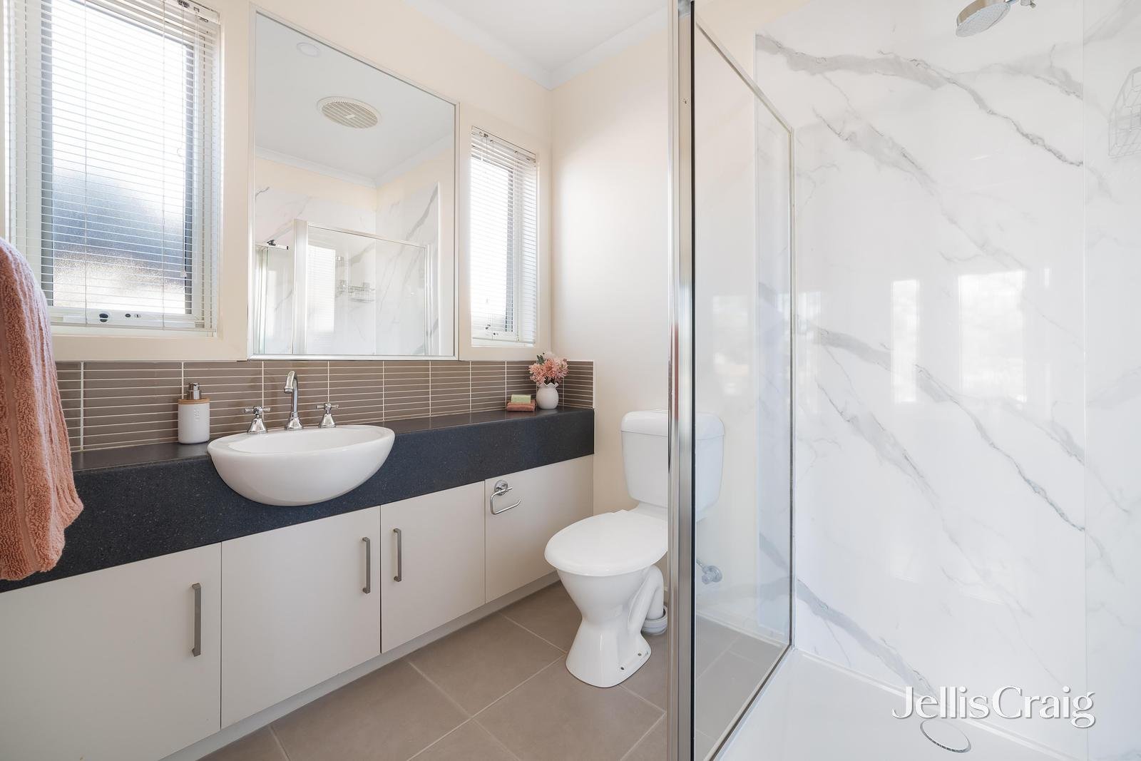 6/115 East Road, Seaford image 9