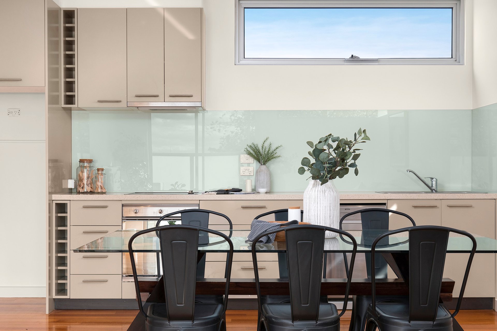 Property Gallery Thumbnail 3
