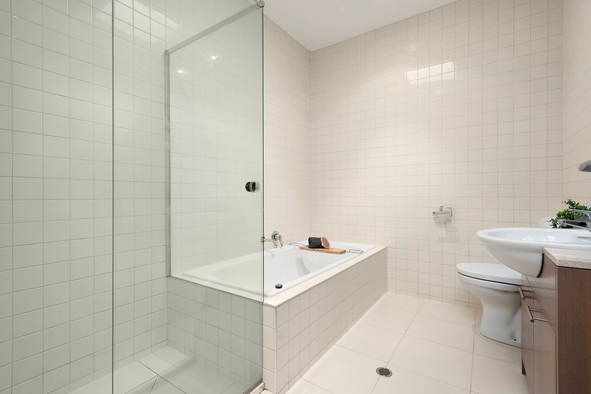 Property Gallery Thumbnail 7