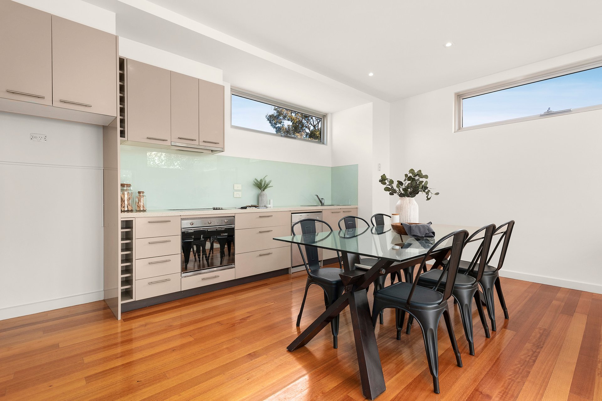 Property Gallery Thumbnail 4