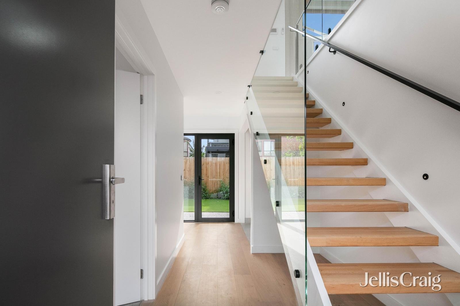 6/117 Blackshaws Road, Newport image 6