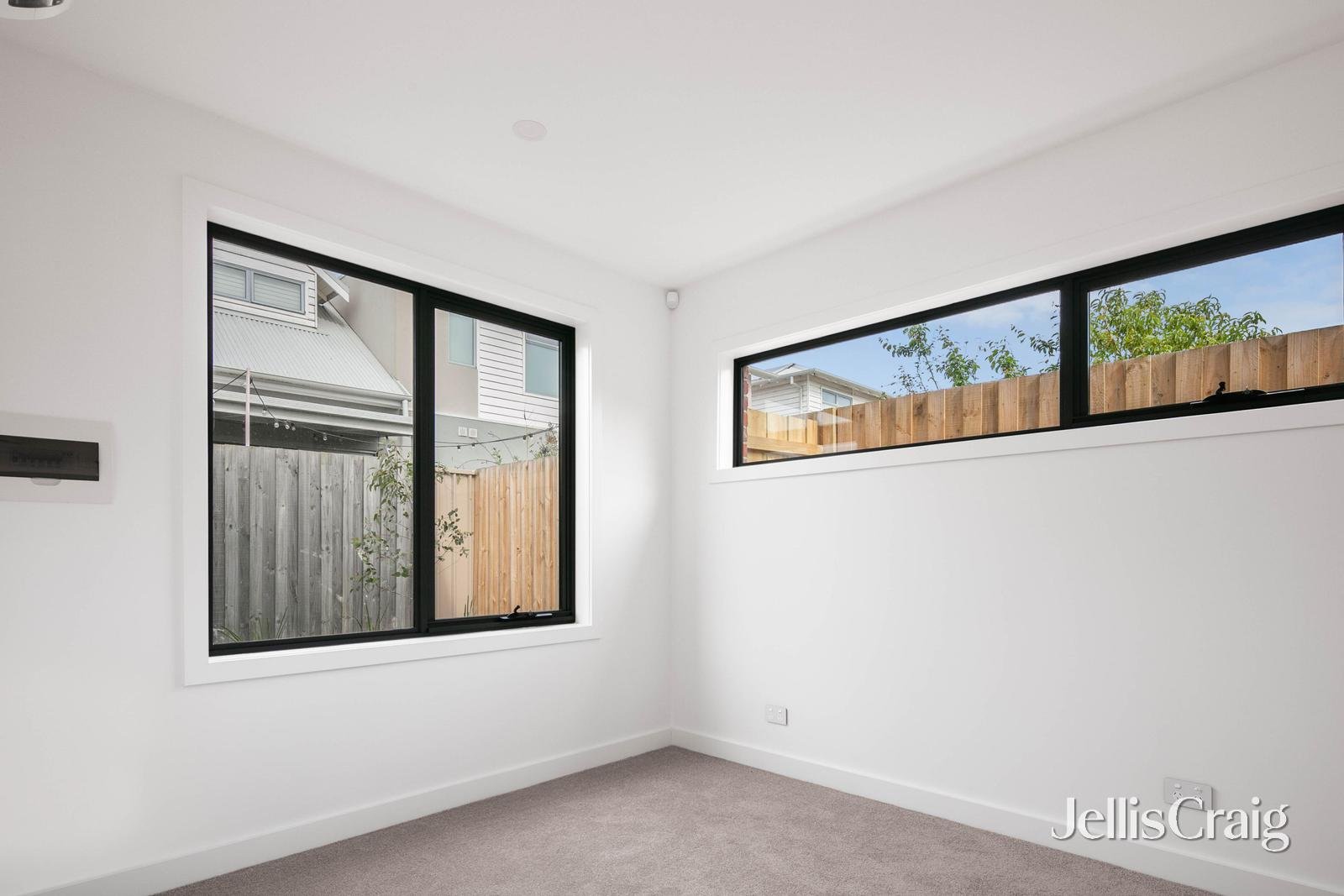 6/117 Blackshaws Road, Newport image 12