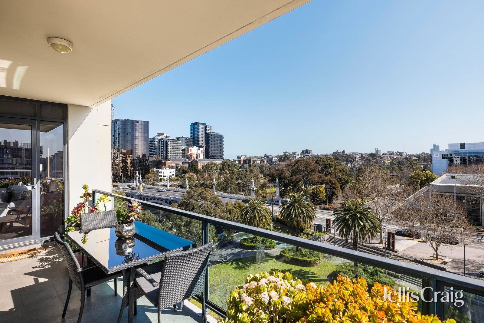 611/8 Howard Street, Richmond image 1
