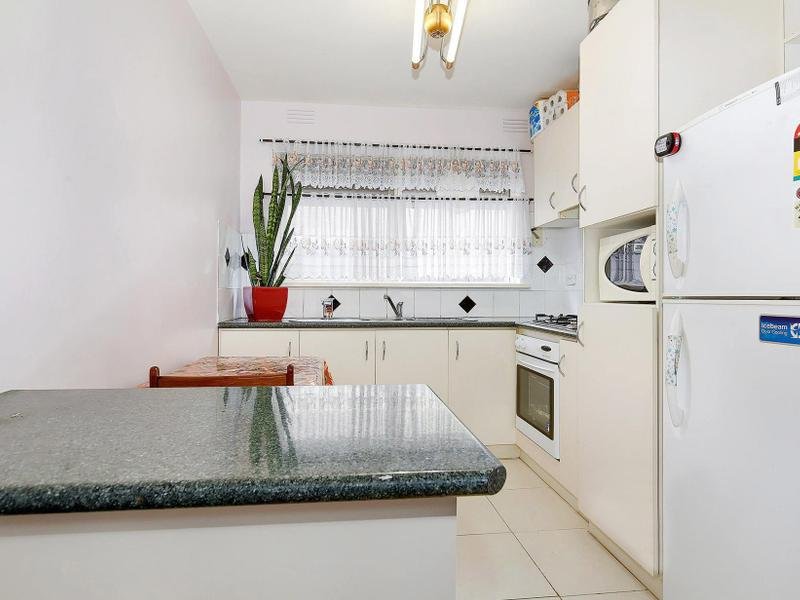 6 / 12 Carmichael Street WEST FOOTSCRAY