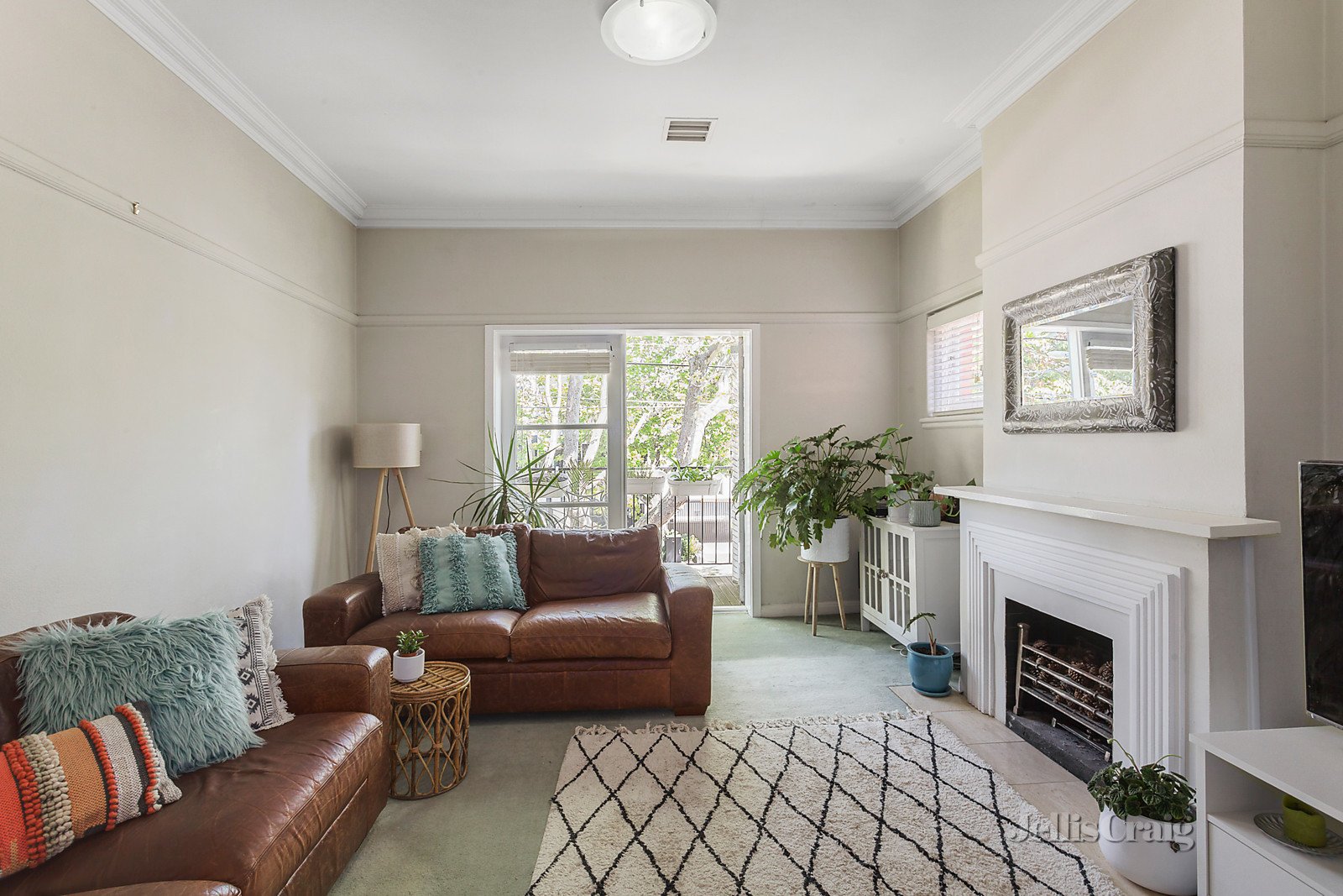 6/12 Cromwell Road, South Yarra image 2