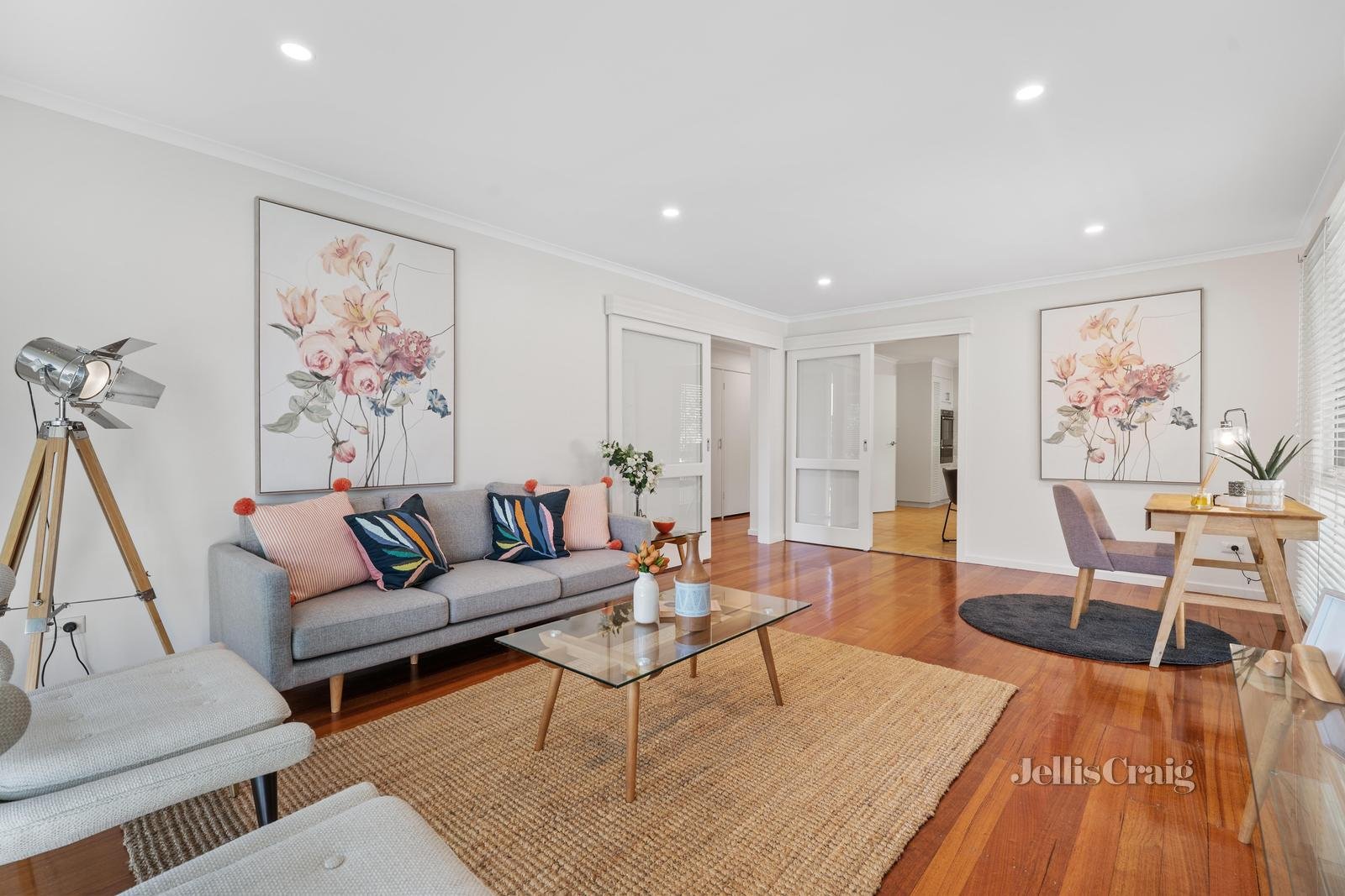 6/12 Harrison Street, Mitcham image 2