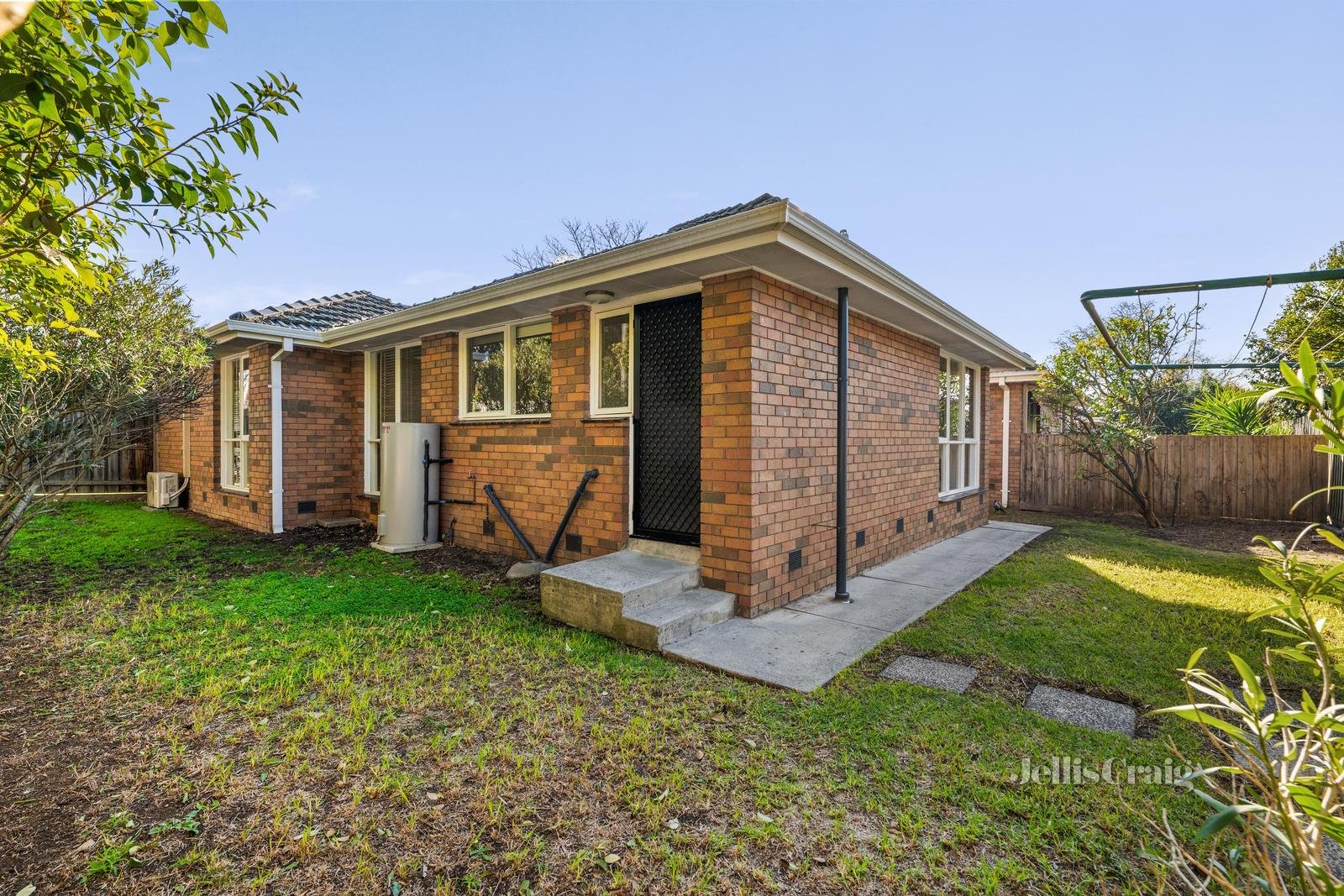 6/12 Harrison Street, Mitcham image 8