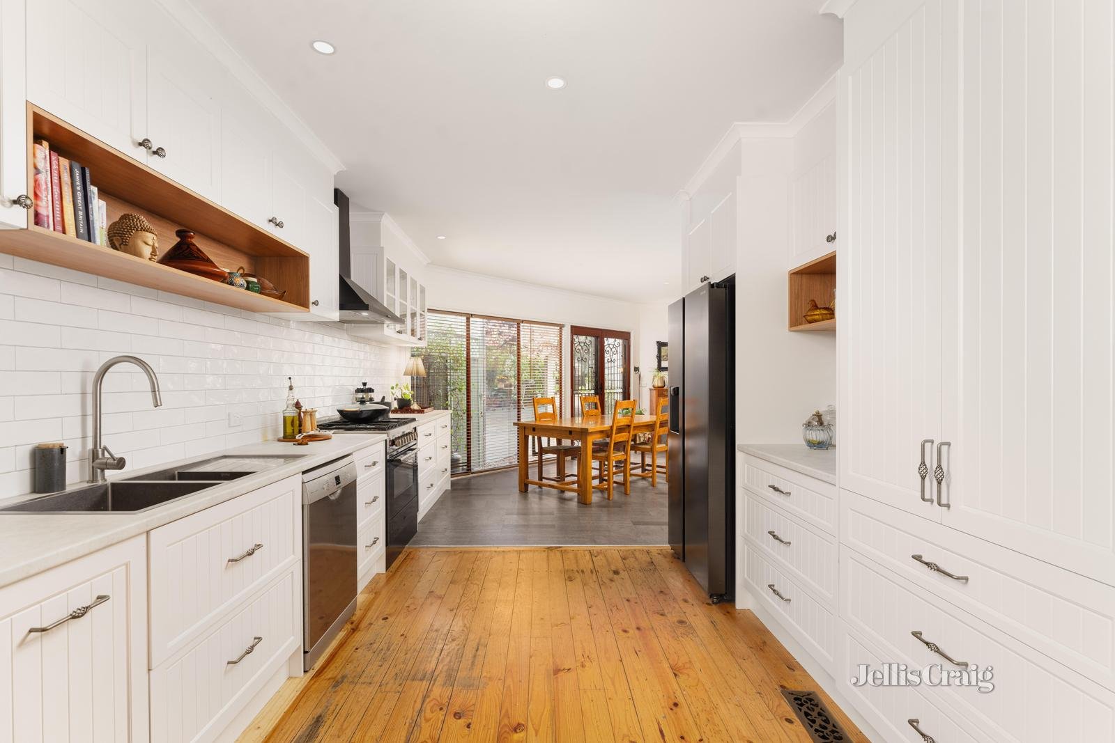 612 Lydiard Street North, Soldiers Hill image 7