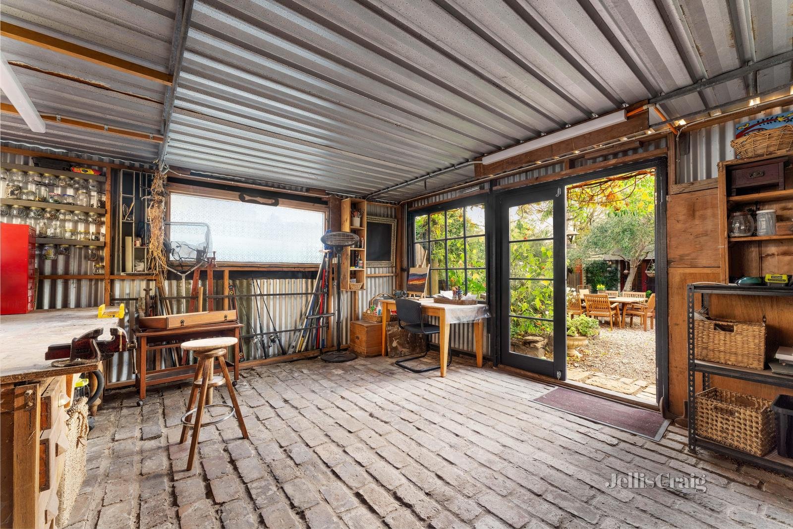 612 Lydiard Street North, Soldiers Hill image 23