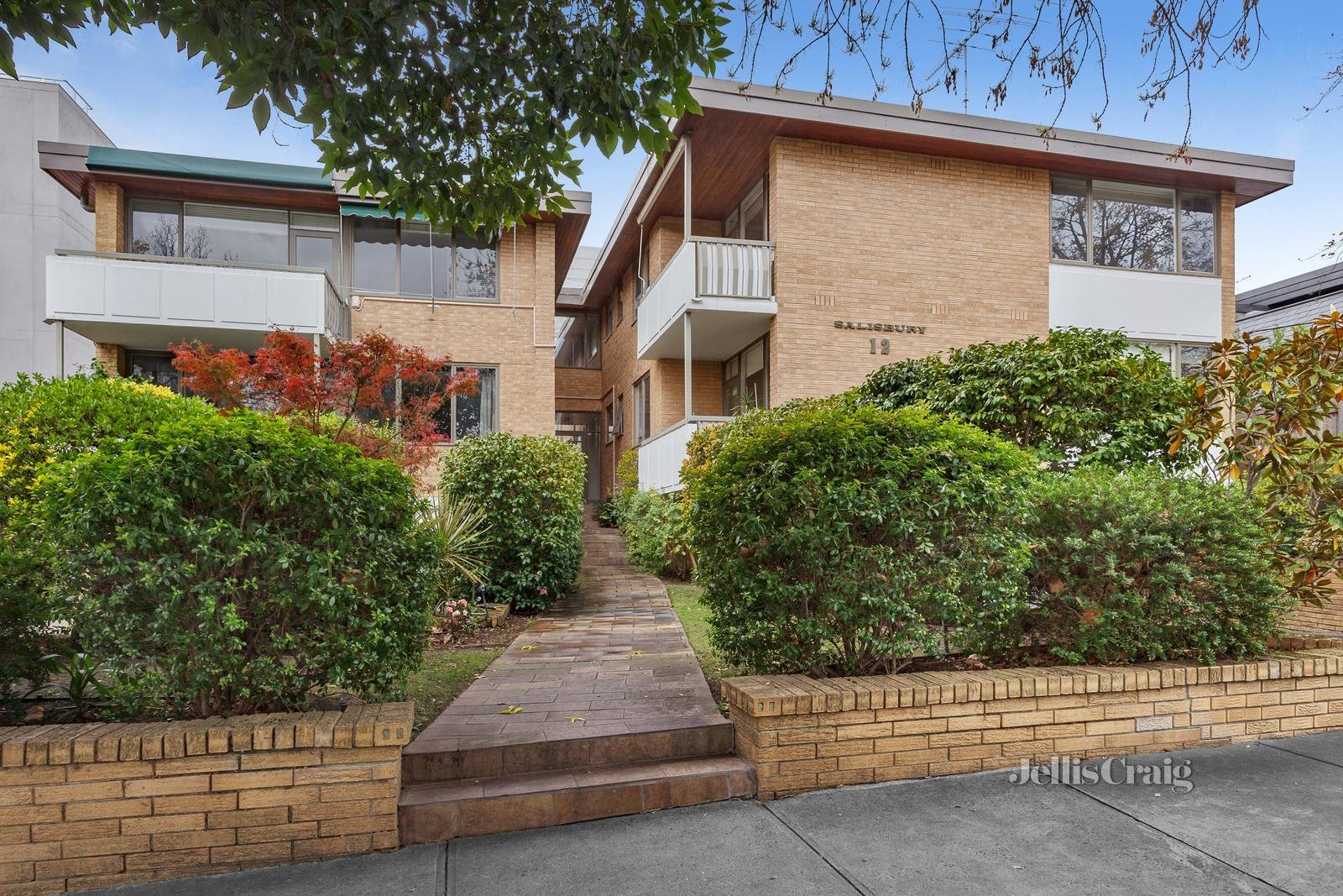 6/12 Woorigoleen Road, Toorak image 1