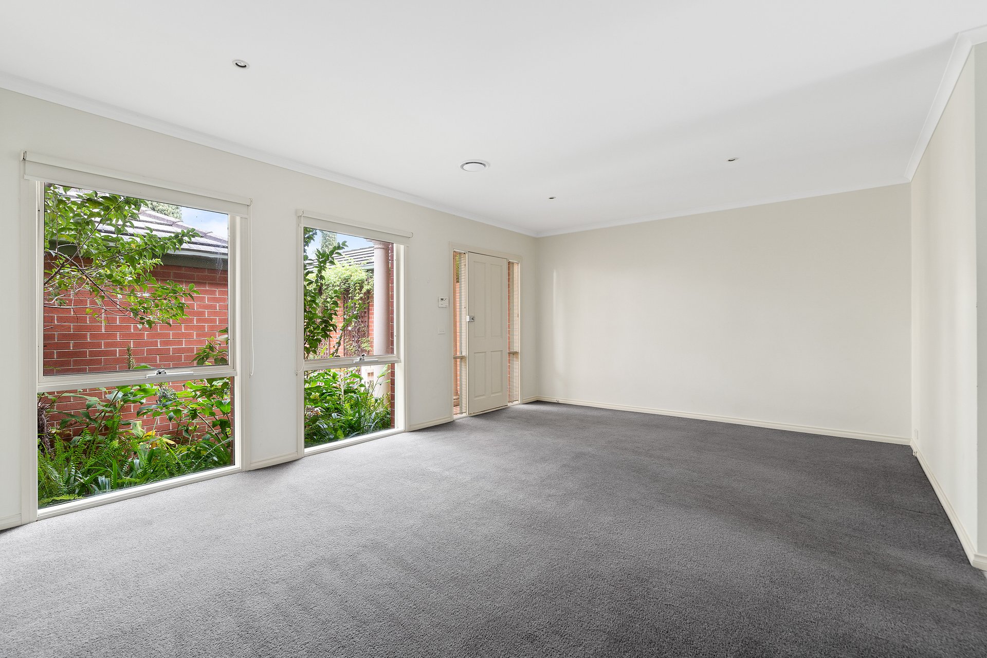 6/1203 Burke Road, Kew image 2