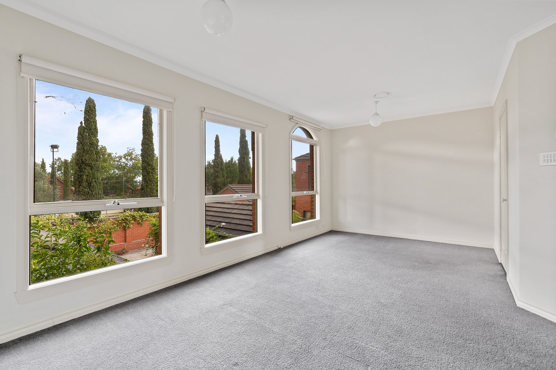 6/1203 Burke Road, Kew image 5