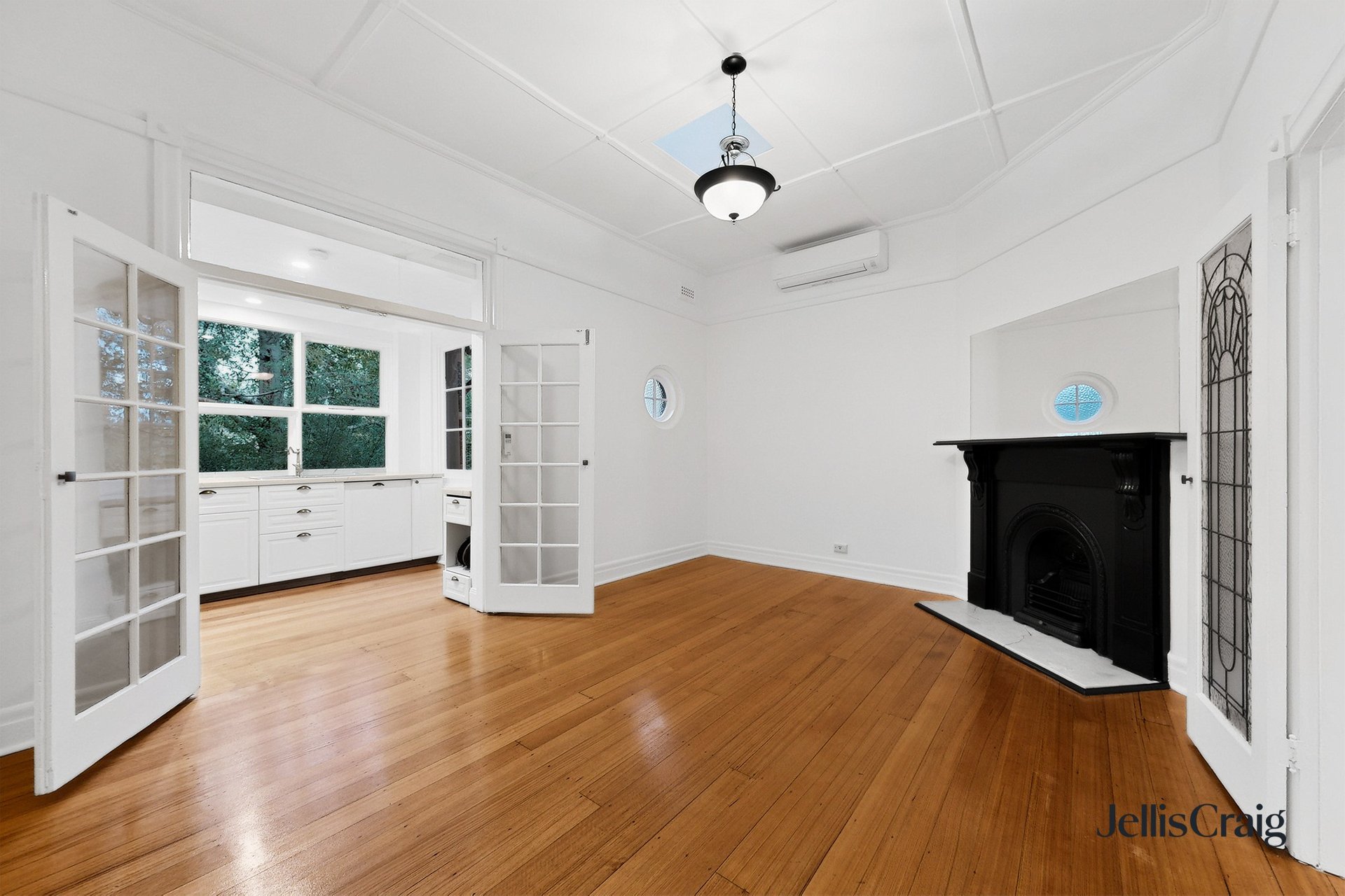 6/121 Brighton Road, Elwood image 8