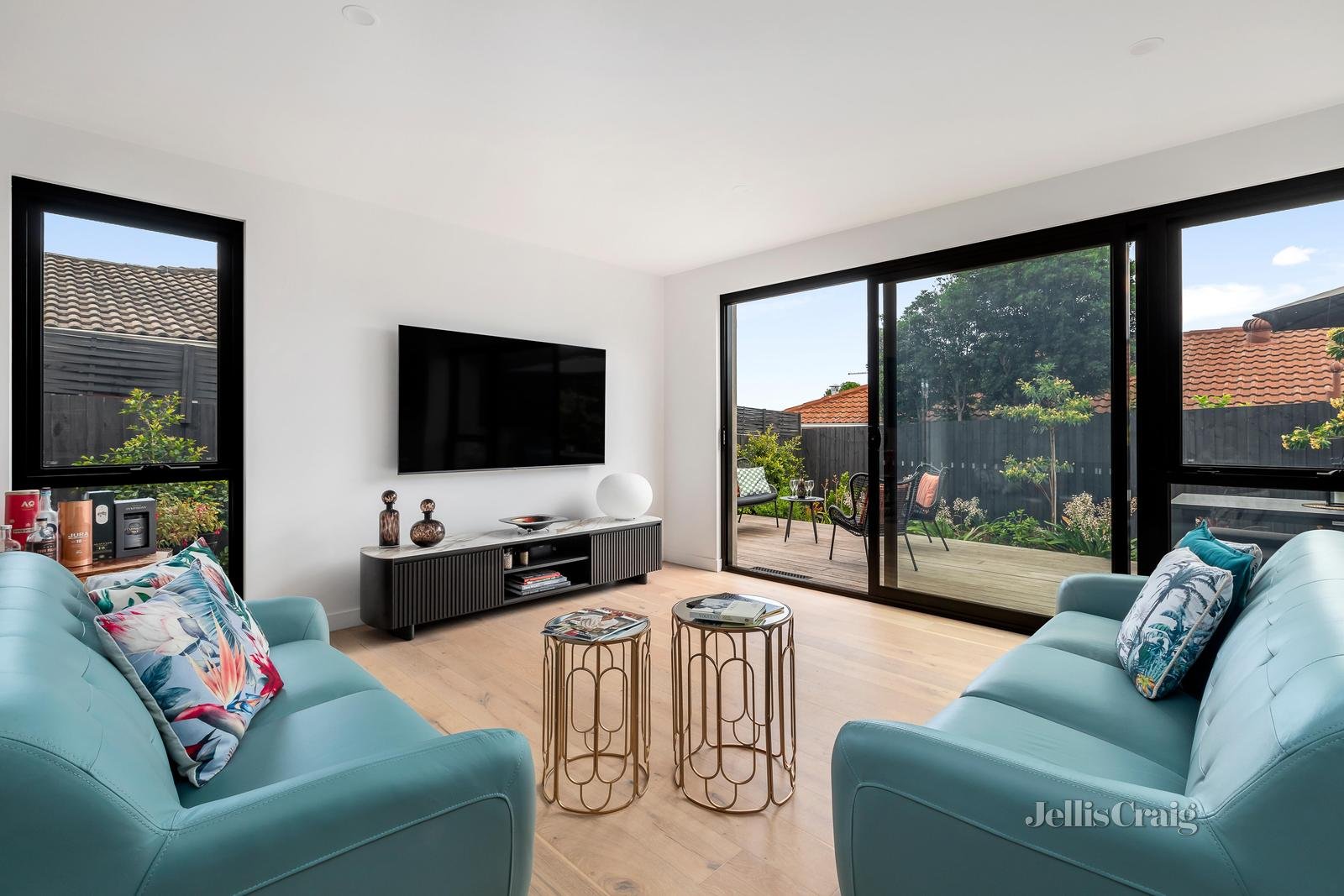 6/123 Balcombe Road, Mentone image 2