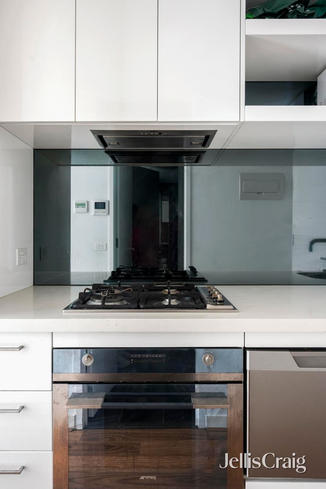 612/338 Kings Way, South Melbourne image 6