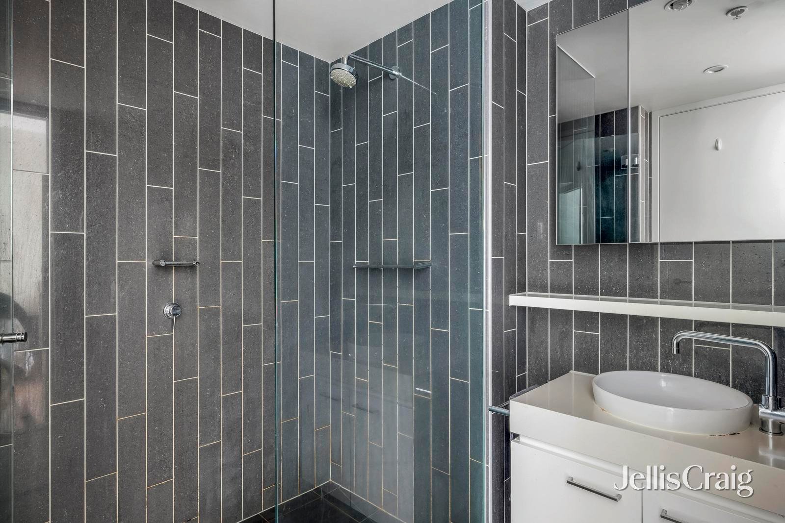 612/338 Kings Way, South Melbourne image 7