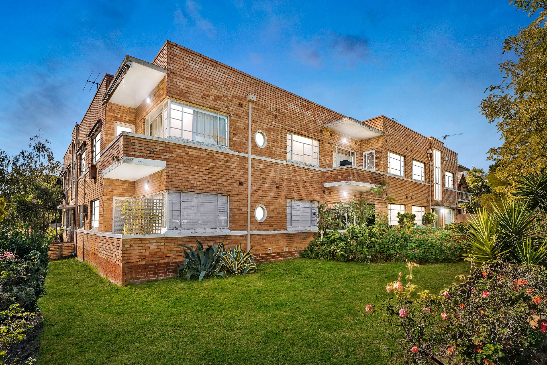 Property Gallery - Main Image