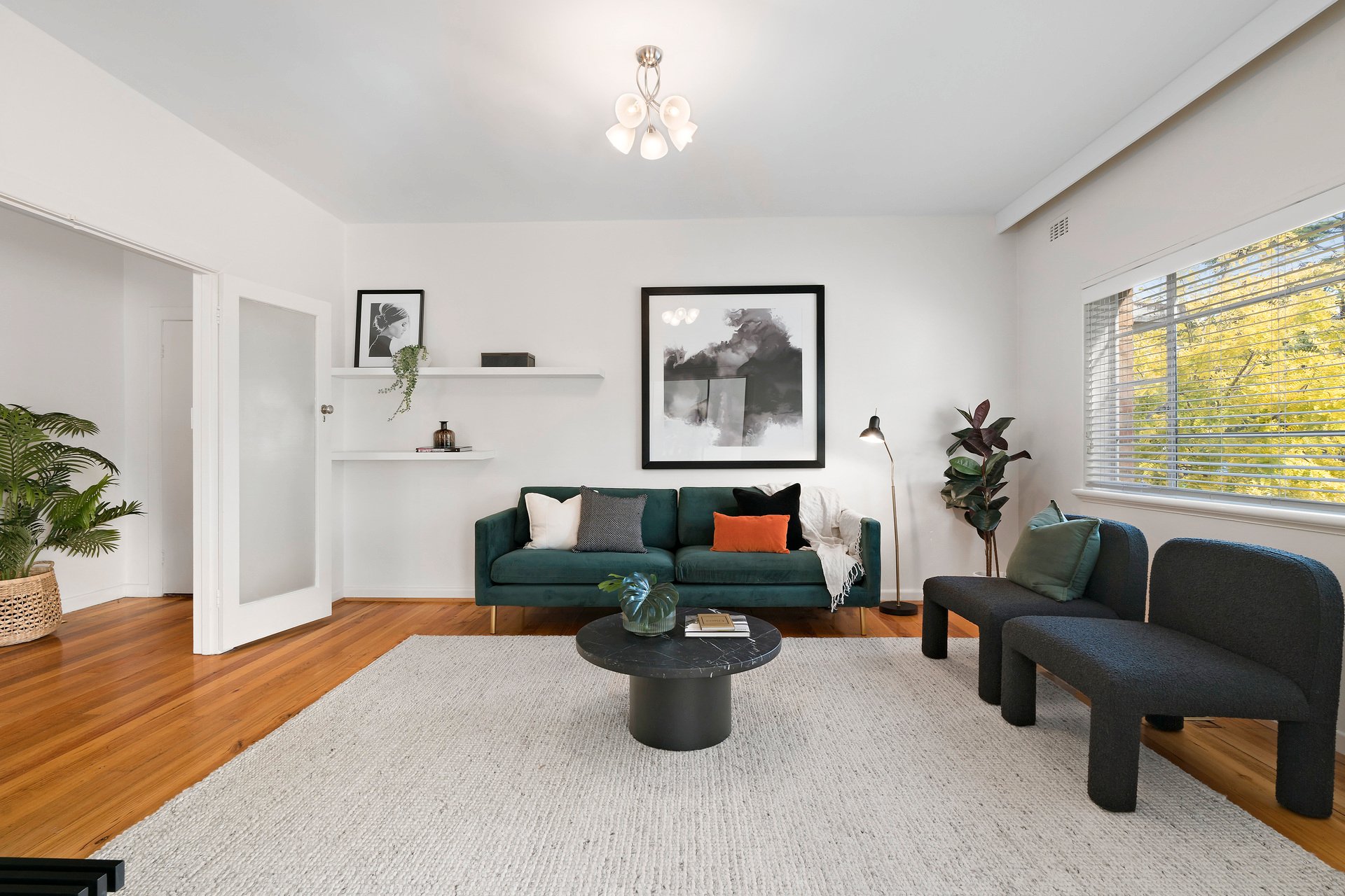 Property Gallery Thumbnail 3