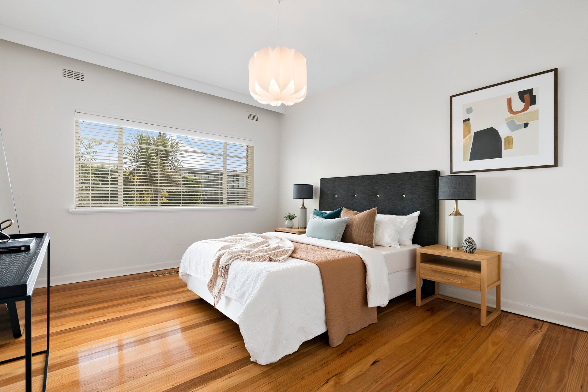 Property Gallery Thumbnail 7