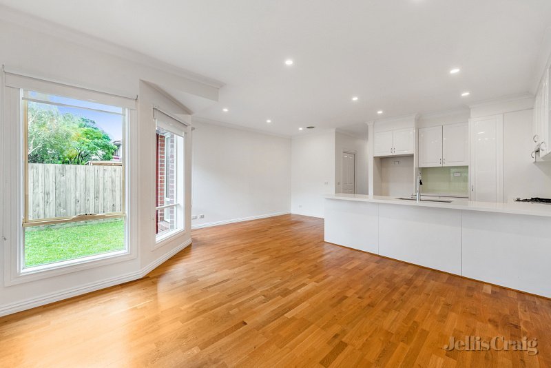 6/1248 North Road, Oakleigh South image 2