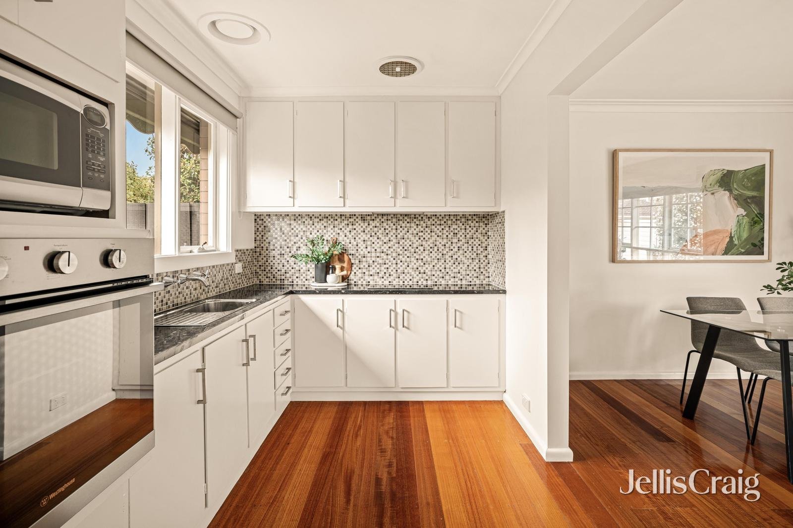 6/125 Park Road, Cheltenham image 3