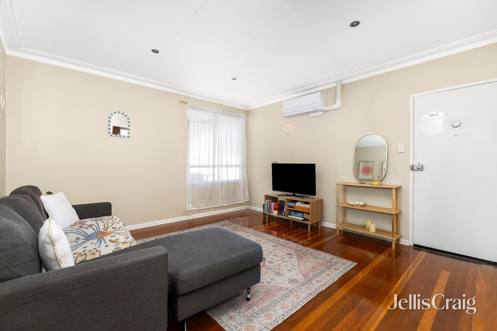 6/13 Dover Road, Williamstown image 2
