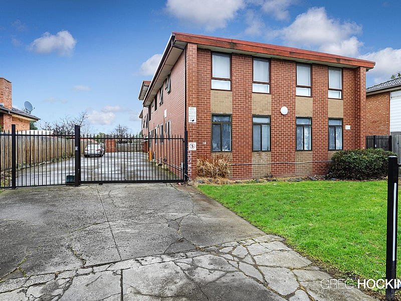 6/13 Empire Street, Footscray image 2