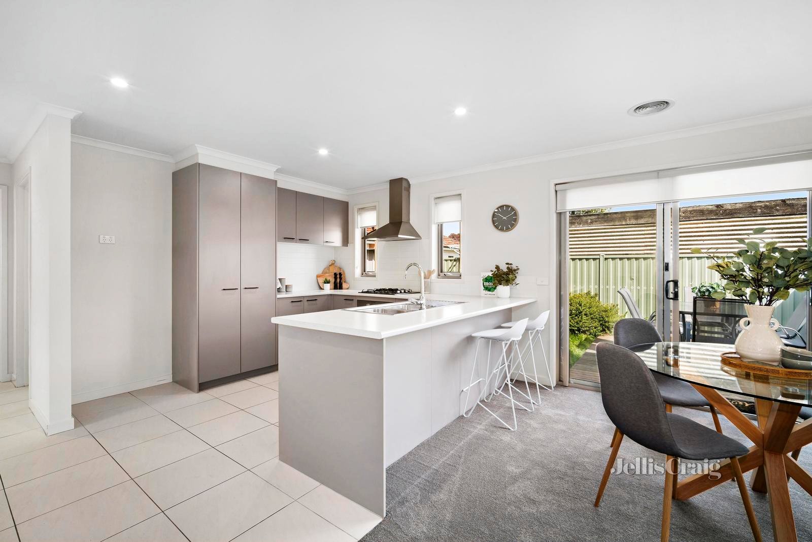 6/130A Beverin Street, Sebastopol image 3