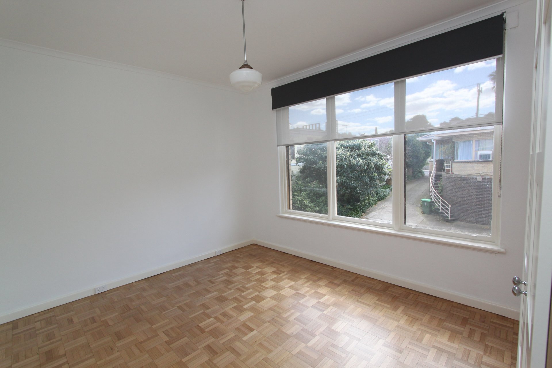 Property Gallery Thumbnail 5