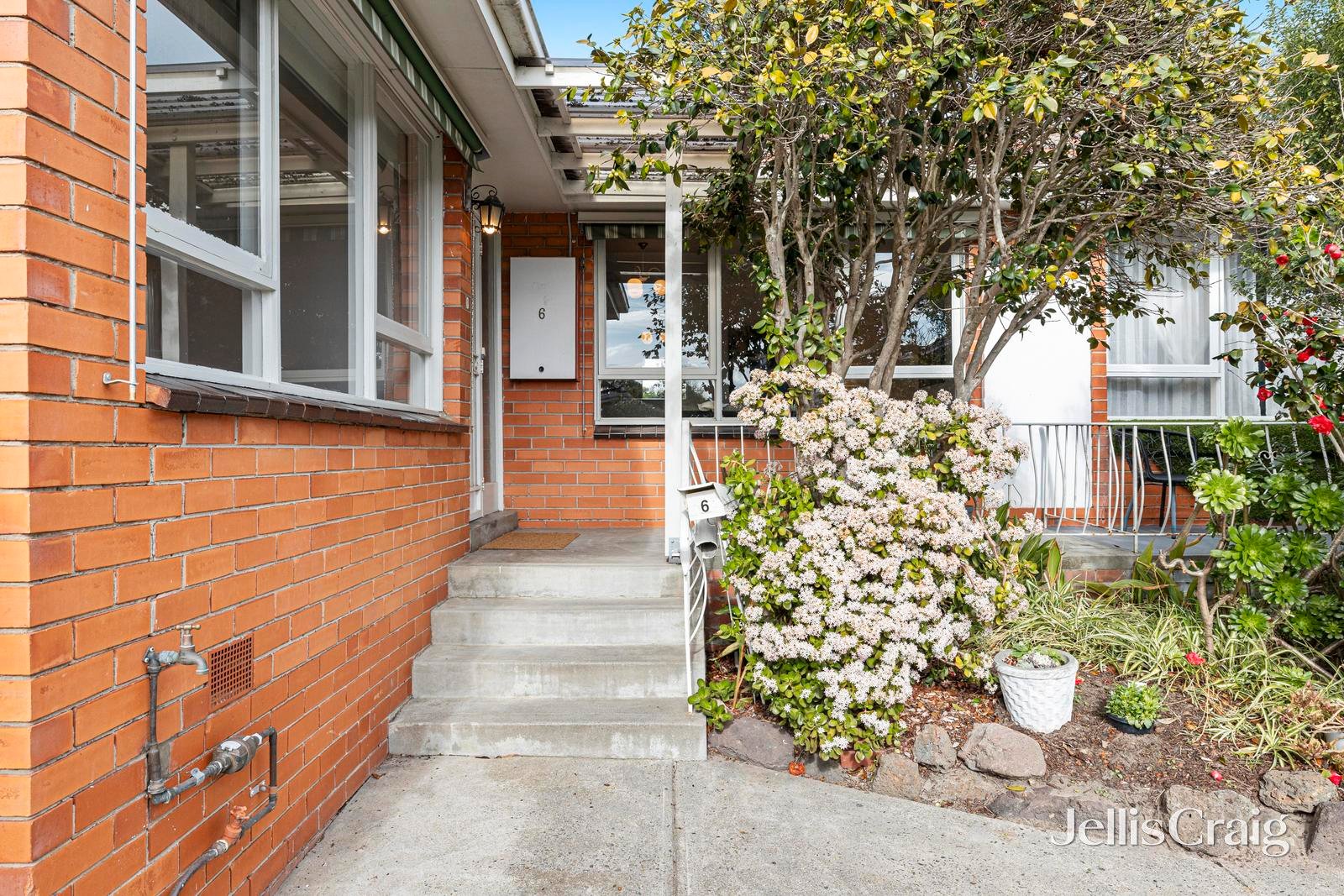 6/138-140 Linacre Road, Hampton image 2