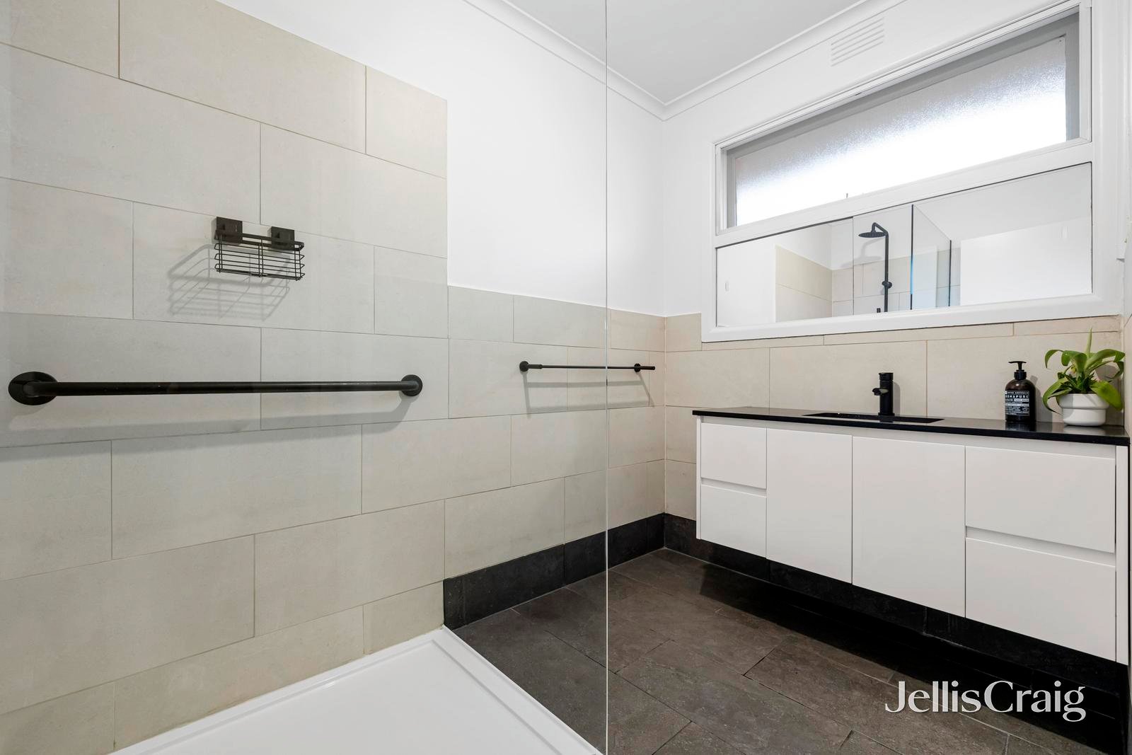6/138-140 Linacre Road, Hampton image 11