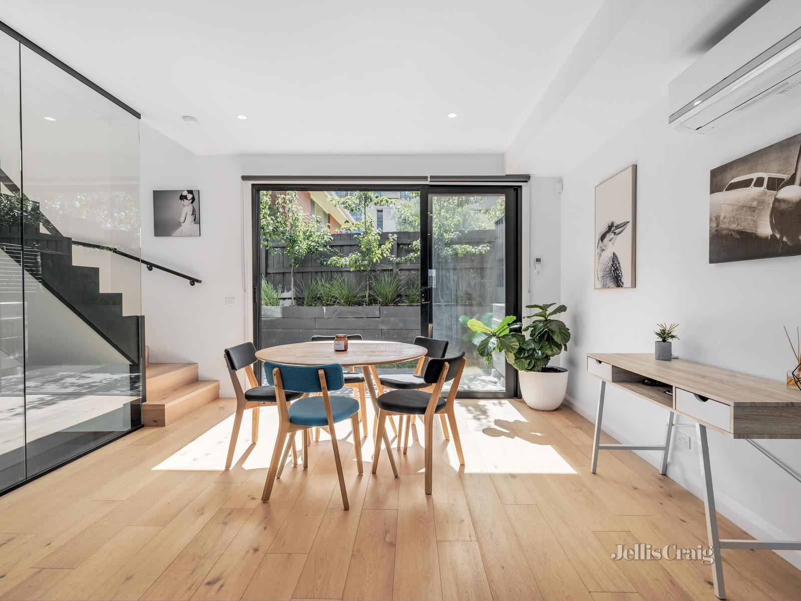 6/14 Frederick Street, Doncaster image 4