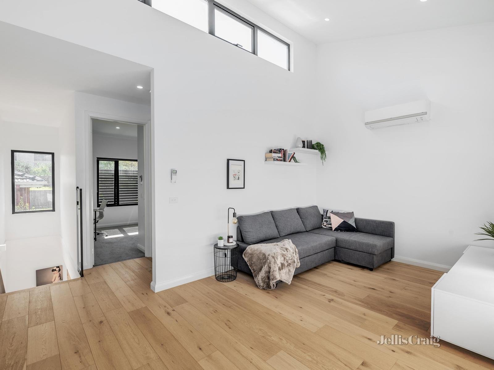 6/14 Frederick Street, Doncaster image 5