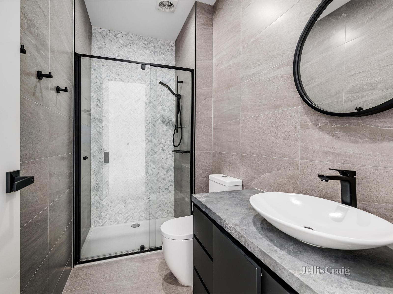 6/14 Frederick Street, Doncaster image 7