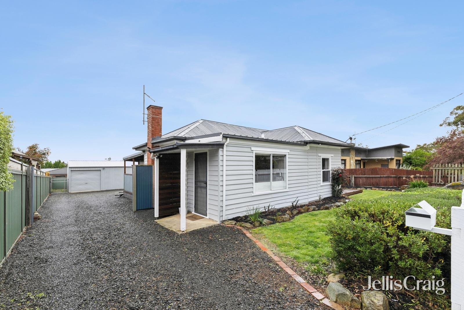 614 Richards Street, Canadian image 10