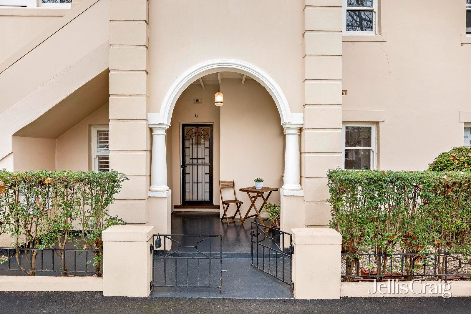 6/14 Shelley Street, Elwood image 1