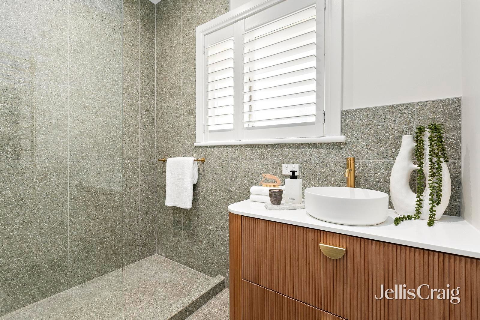 6/14 Shelley Street, Elwood image 8