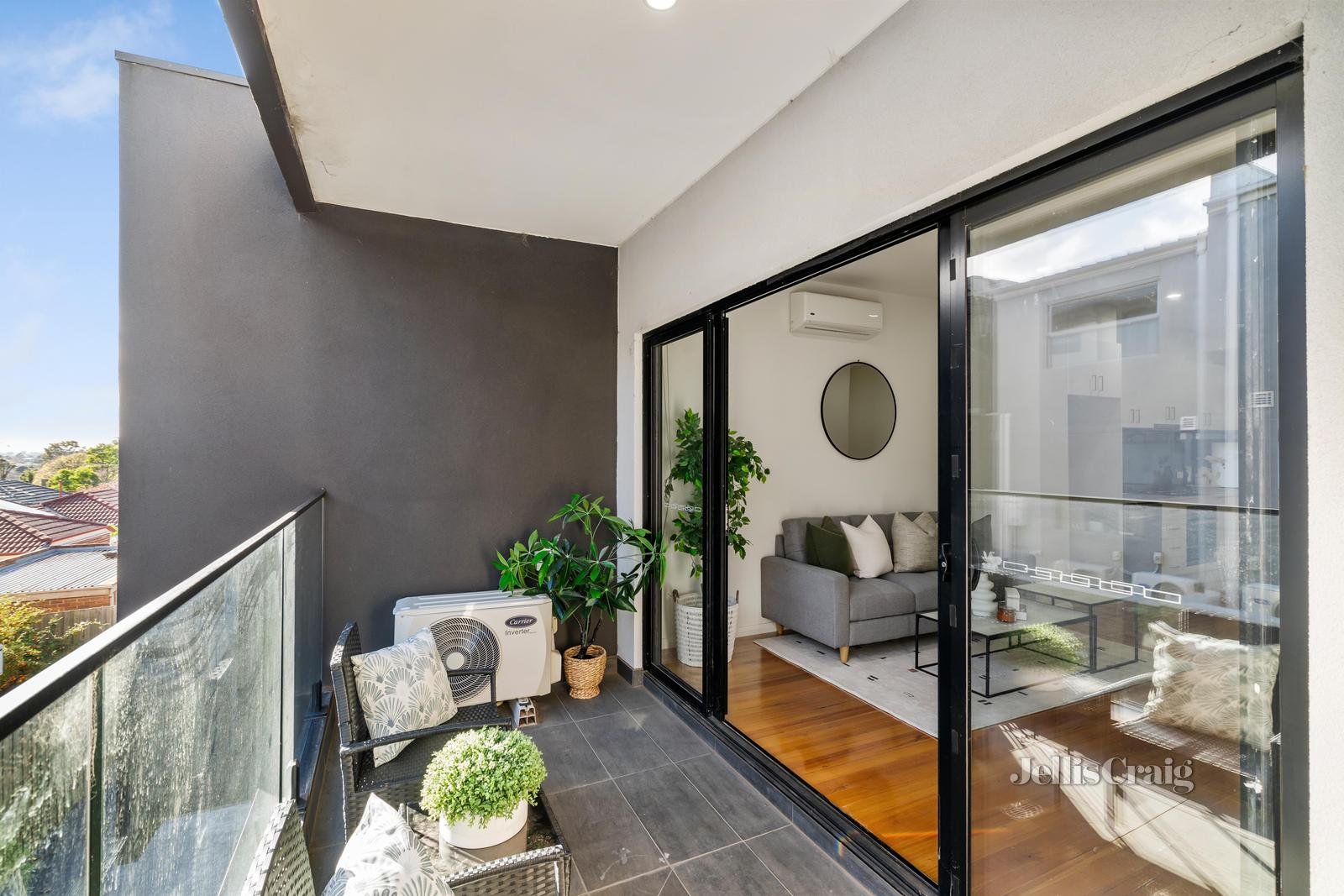 6/140 Thames Street, Box Hill North image 6