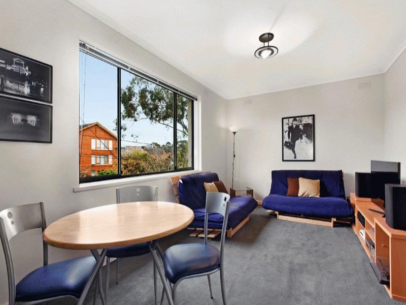 6/141 Riversdale Road, Hawthorn image 2