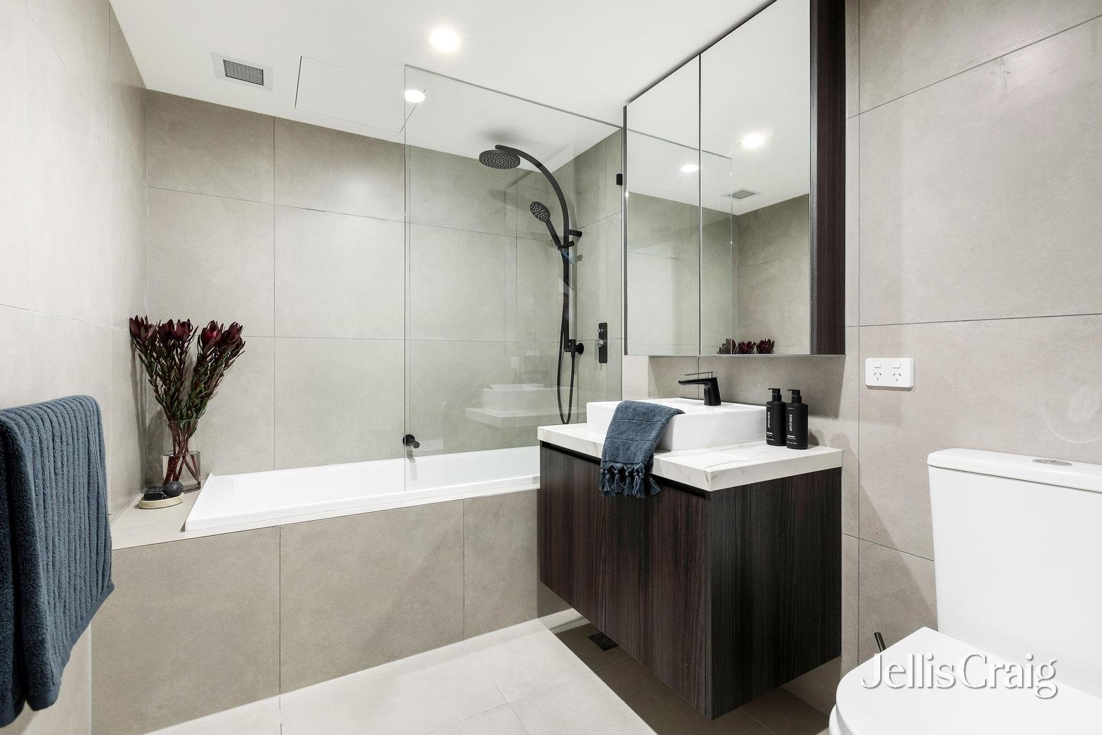 6/146 Glen Huntly Road, Elwood image 9
