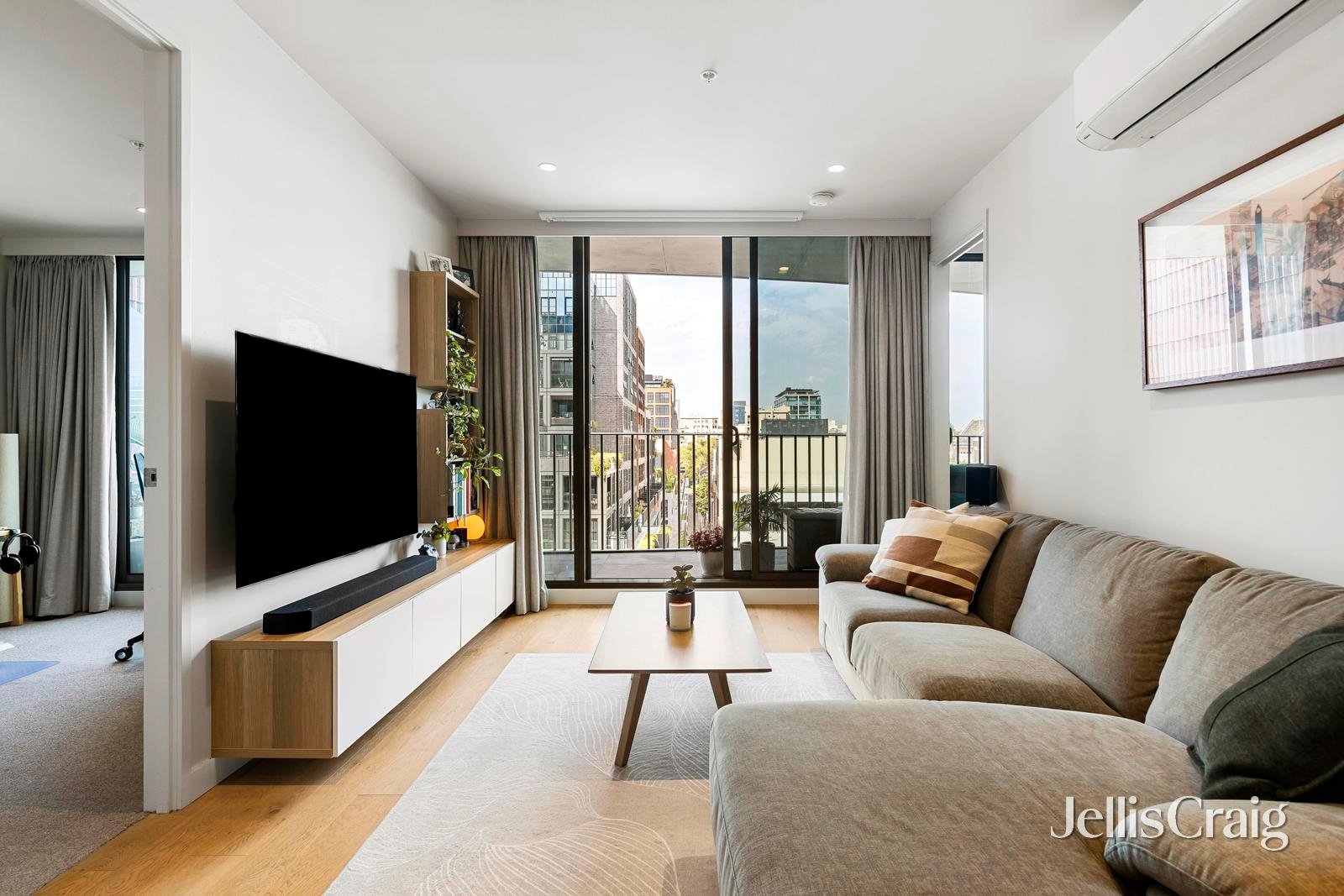 614/68 Cambridge Street, Collingwood image 5