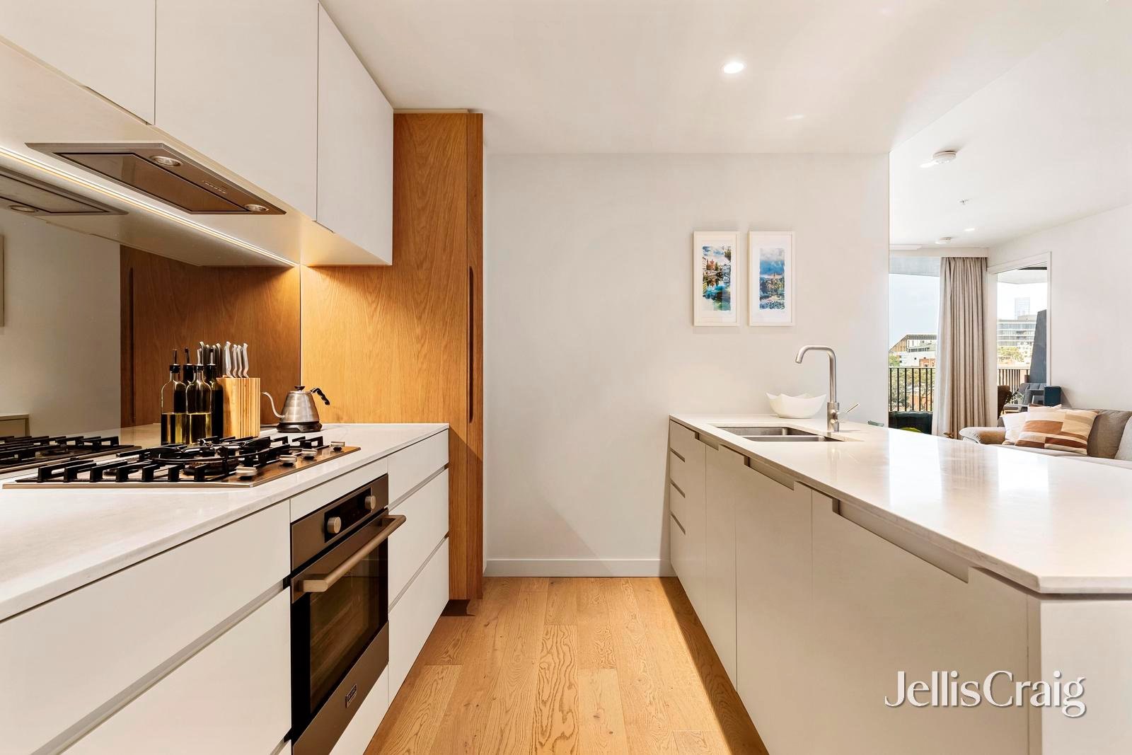 614/68 Cambridge Street, Collingwood image 6