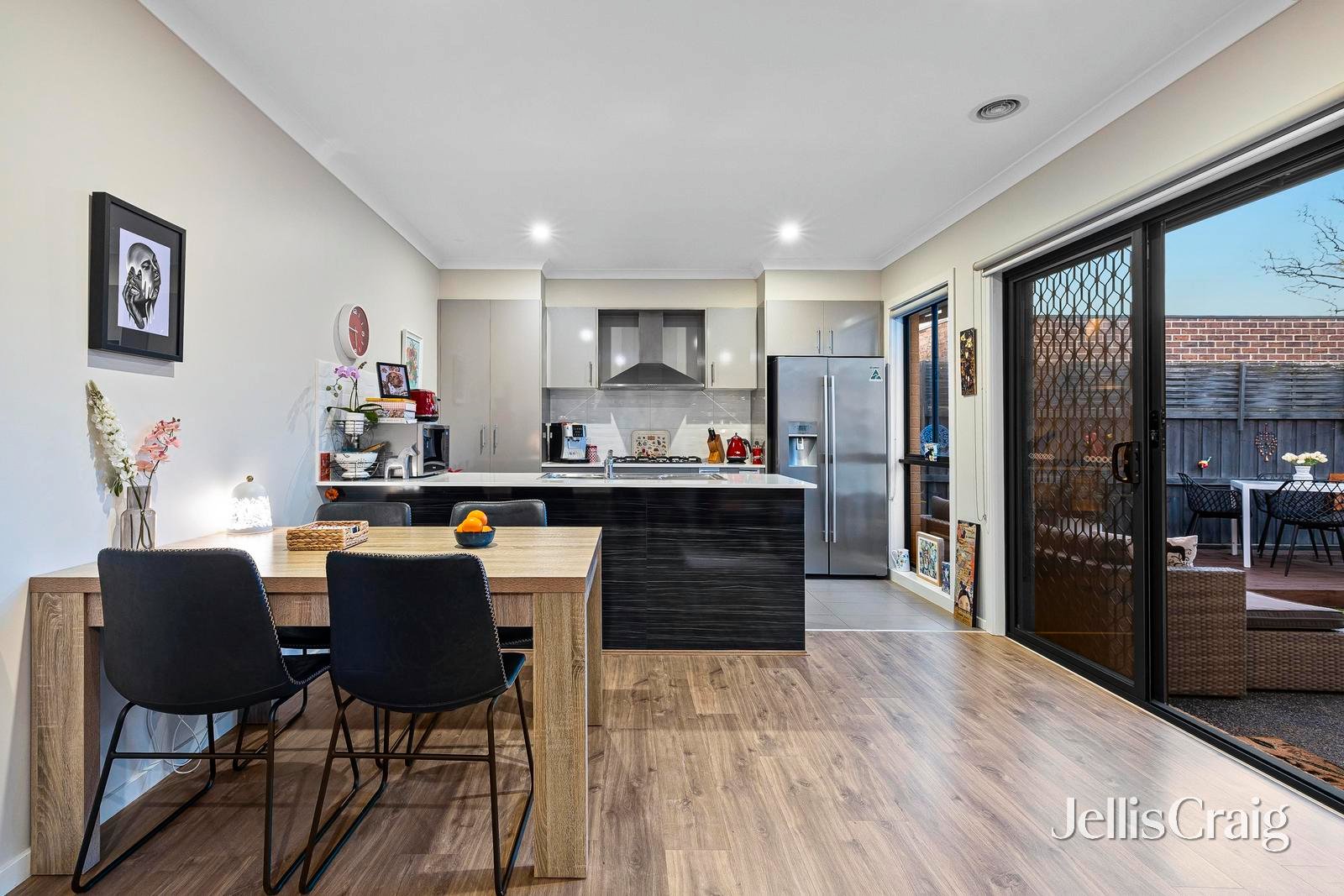 6/15 Dulnain Street, Mount Martha image 3