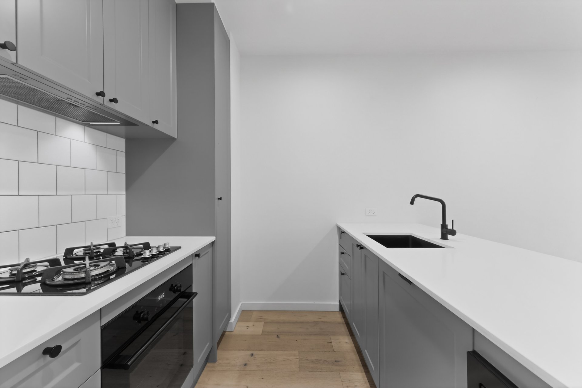 6/15 Hamilton Street, Bentleigh image 4