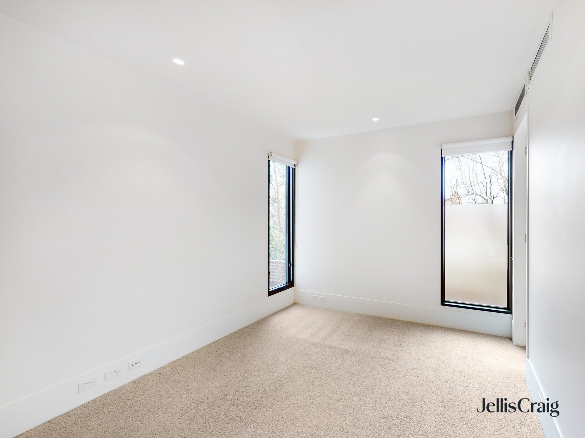 6/15 Well Street, Brighton image 14