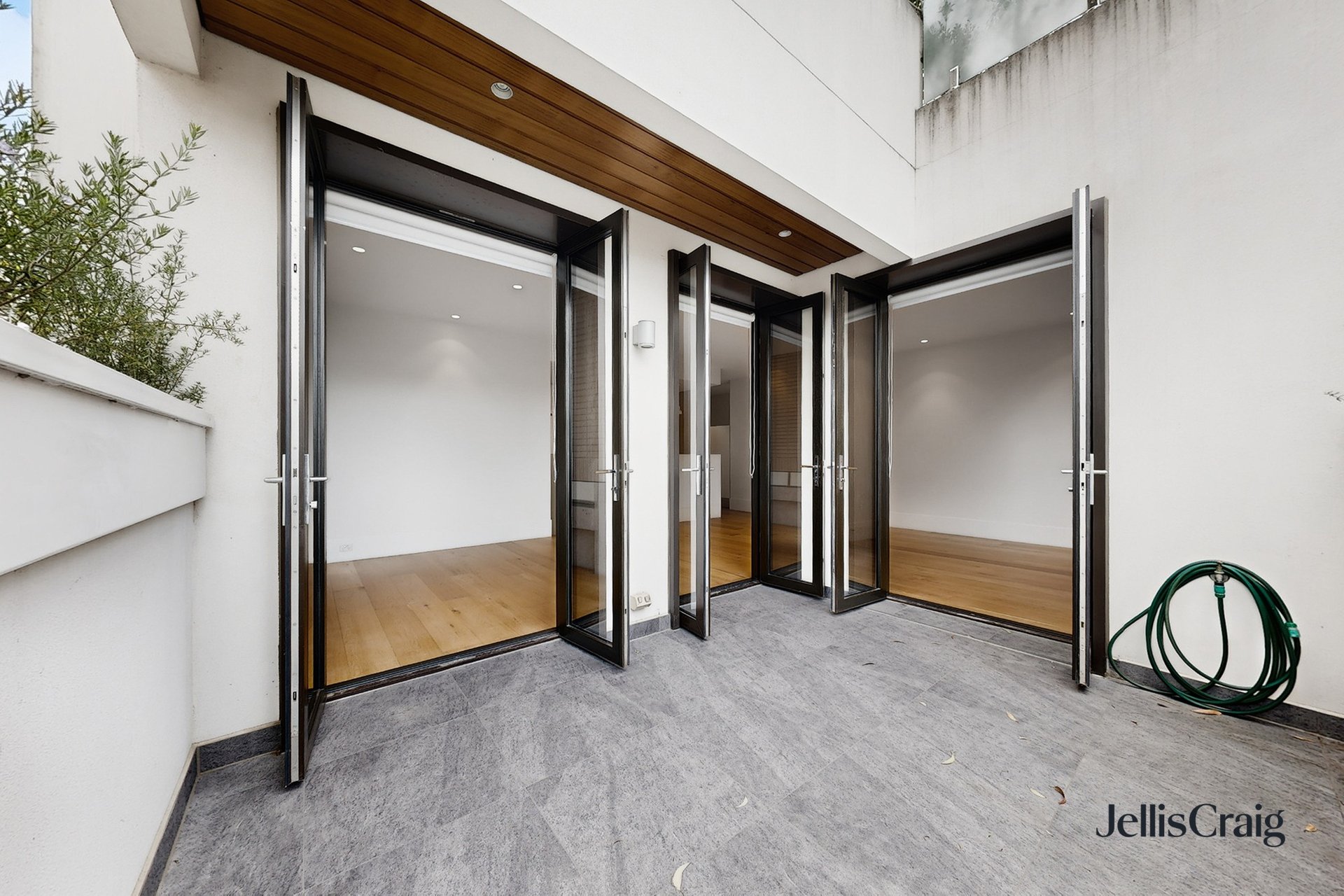 6/15 Well Street, Brighton image 20